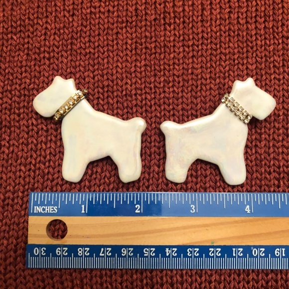 1 of a Kind Dog Brooch - Picture 3 of 6